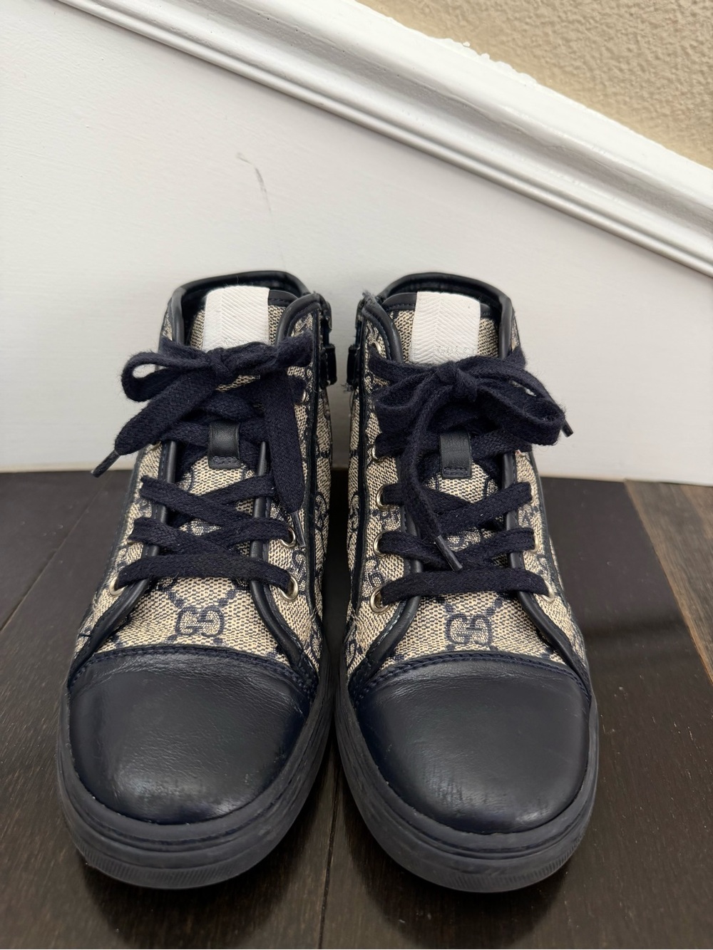 Gucci Navy Blue Leather Hight-Top Sneakers